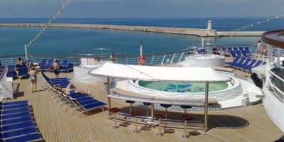 realizzazione jacuzzi e isola bar